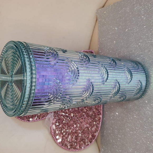 Starbuck 💘NWT💘 Gorgeous Opalescent 2022 Tumbler with Straw! - Picture 7 of 11